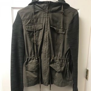 ZIP UP HOODED JACKET